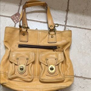 Coach rare tan leather tote/ shoulder bag